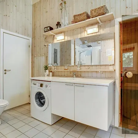 Boerge - 3-9km From The Sea By Interhome Tagholm