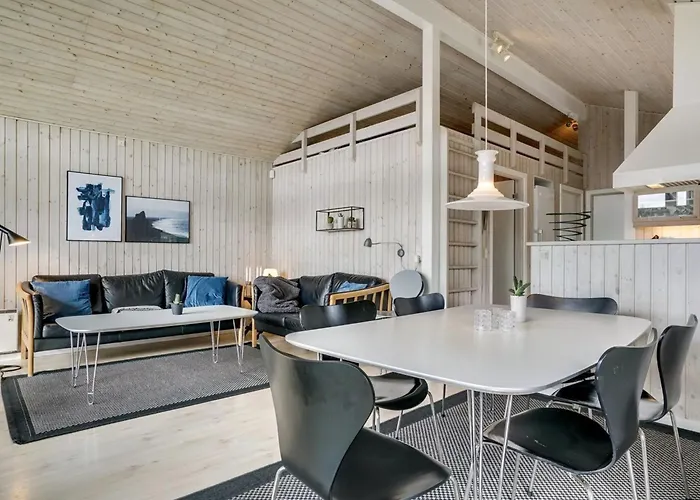 Boerge - 3-9km From The Sea By Interhome Tagholm